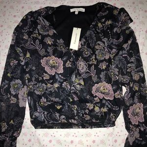 Long sleeve crop top